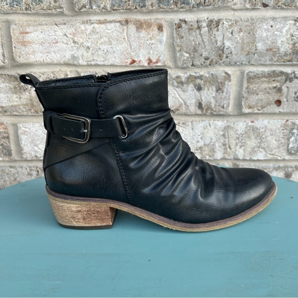BareTraps Black Ankle Booties with Buckle Detail - Picture 5 of 10